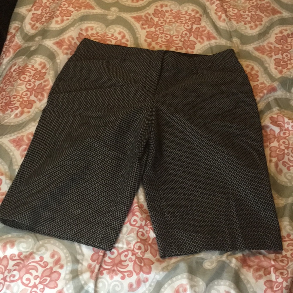 NWOT Express Design Studio Shorts.